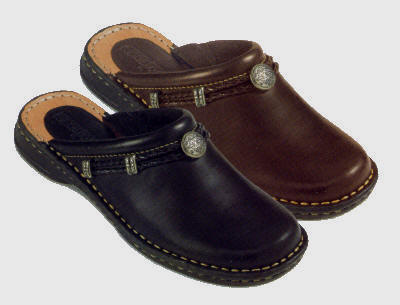 Minnetonka Silverthorne Clog style 6060 Black or 6062 Brown